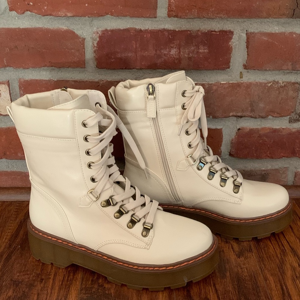 Circus by Sam Edelman Cream Lace-Up Combat Boots